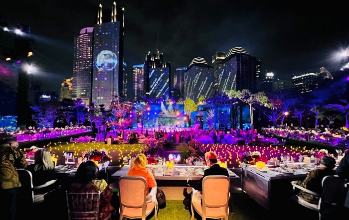 Para peserta KTT ke-43 ASEAN menikmati gala dinner di Hutan Kota GBK, Jakarta, Rabu (06/09/2023).