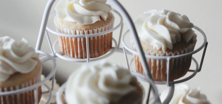 Muffin tray vs Cupcake tray