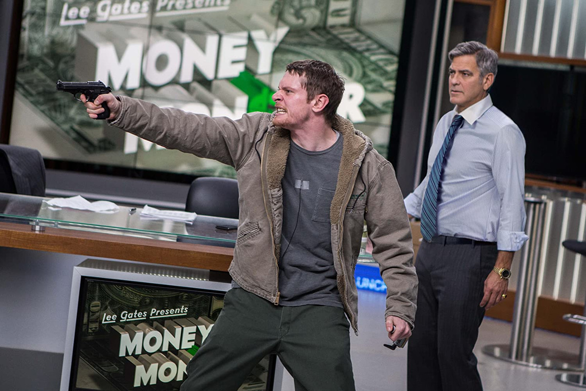 George Clooney dan Jack O'Connell dalam Money Monster (2016)
