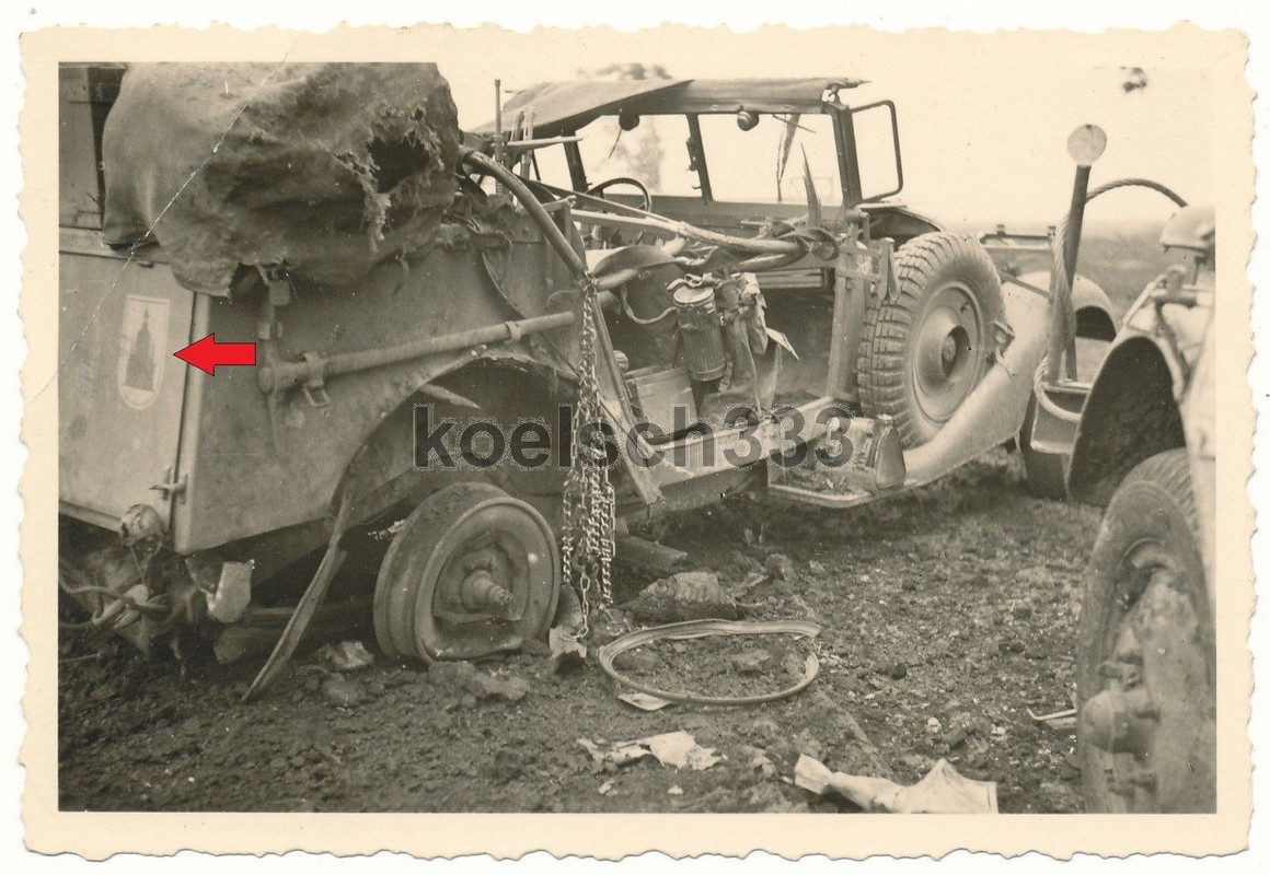 Kübelwagen Wrack PKW Wappen Kennung IV. Armeekorps Panzer Minen  Russland