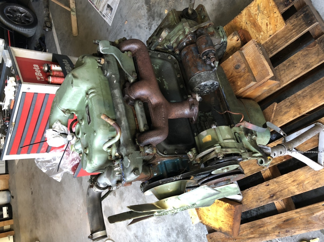 B6A16A32-B737-47F9-99F6-8186B99BBEF9