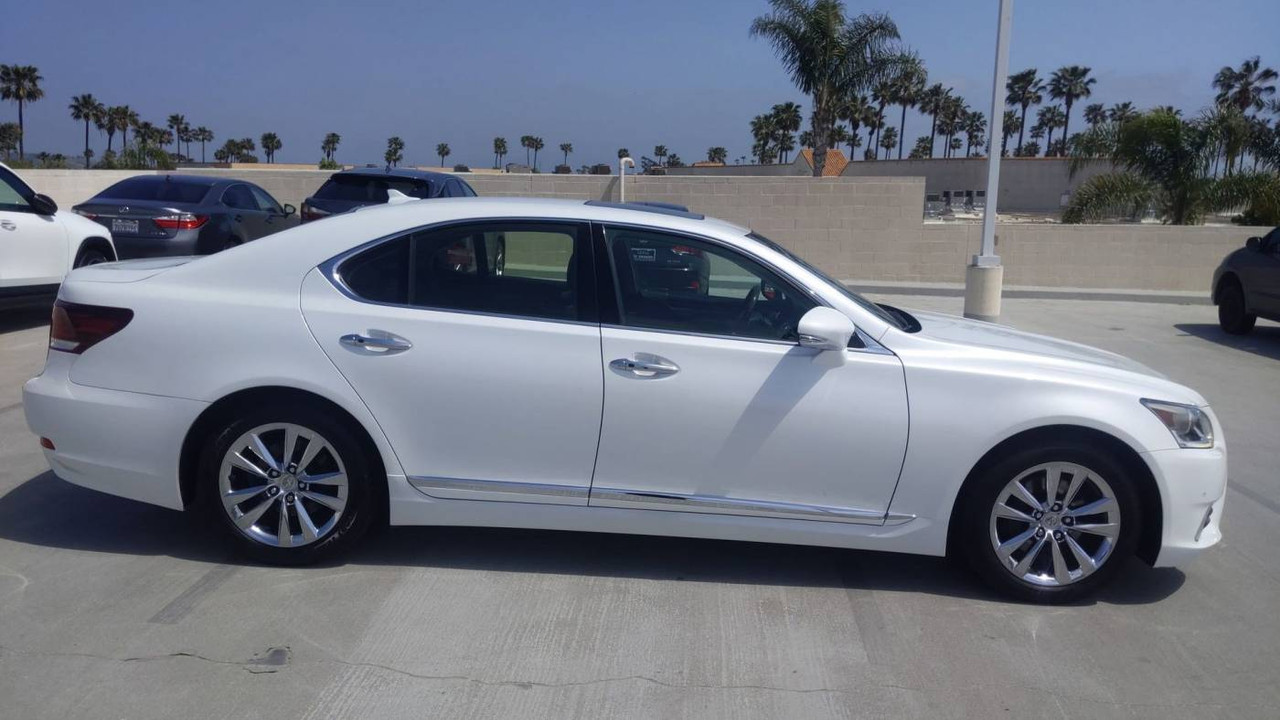 LEXUS LS 460