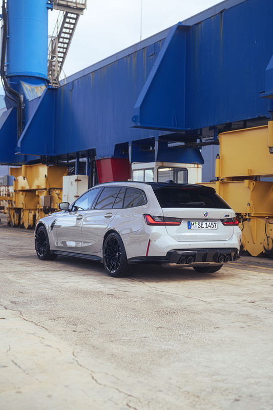 P90468100_highRes_the-first-ever-bmw-m