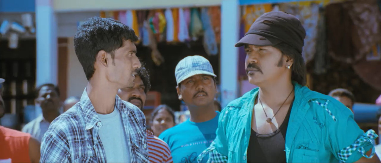Kanchana 2011 WebRip [Hindi + Tamil + Telugu] 480p, 720p Screenshot