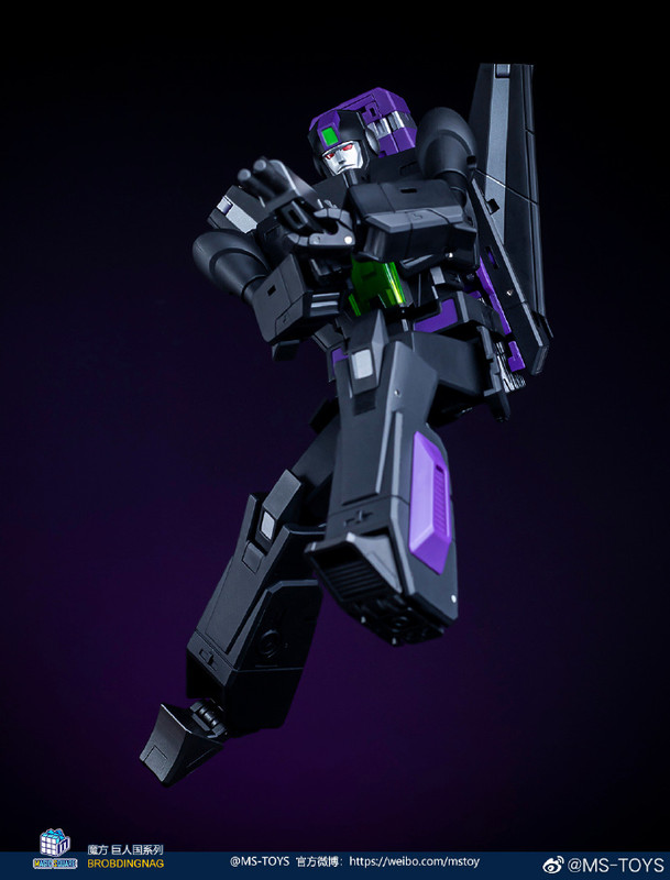 Magic-Square-MS-B47B-Dark-Knight-08