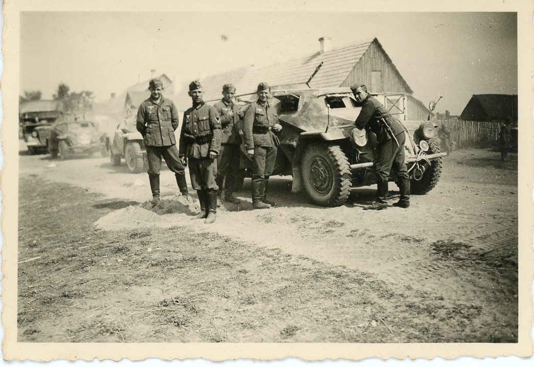 Russland Panzerspähwagen Panzer Vormarsch Foto