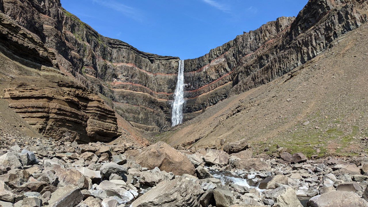 Sur y este: Hielo y sol - Iceland, Las fuerzas de la naturaleza (2021) (76)