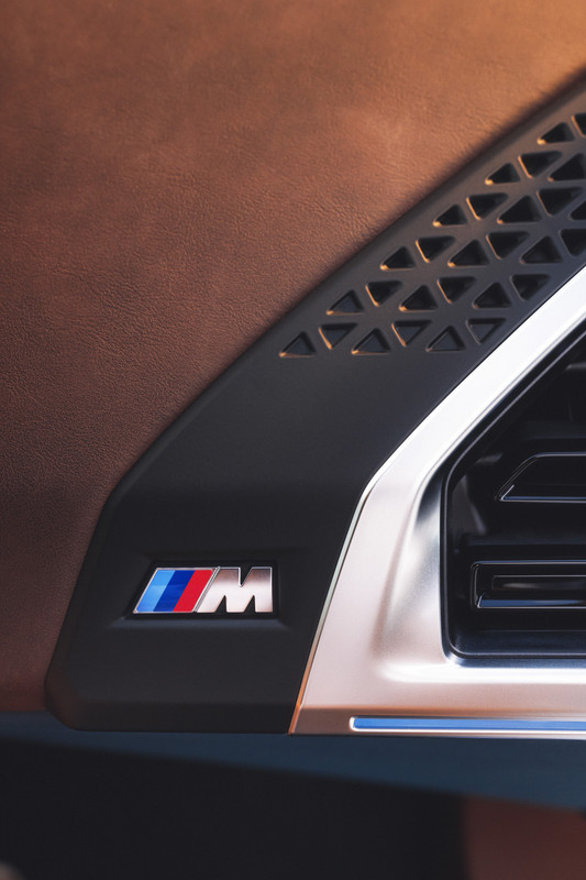 P90478584_highRes_the-first-ever-bmw-x