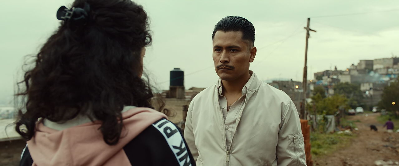 ZeroZeroZero.S01E06.En.el.mismo.camino.1080p.10bit.BluRay.AAC5.1.HEVC-Vyndros.mkv_snapshot_15.59_[20