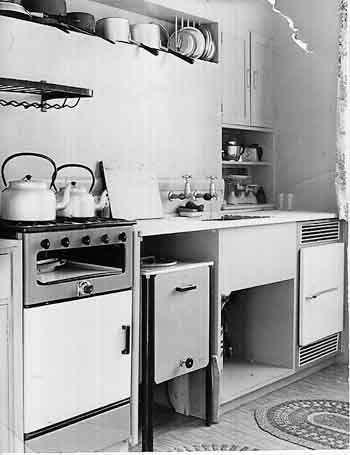 All-mod-cons-in-the-prefab-kitchen.jpg