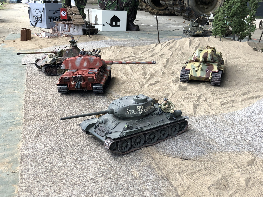 9186C97B-46D8-477C-88EA-C645DEA8DE06