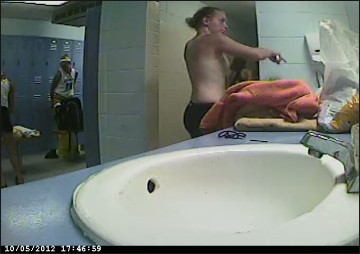 [Image: Voyeur54215095903.jpg]