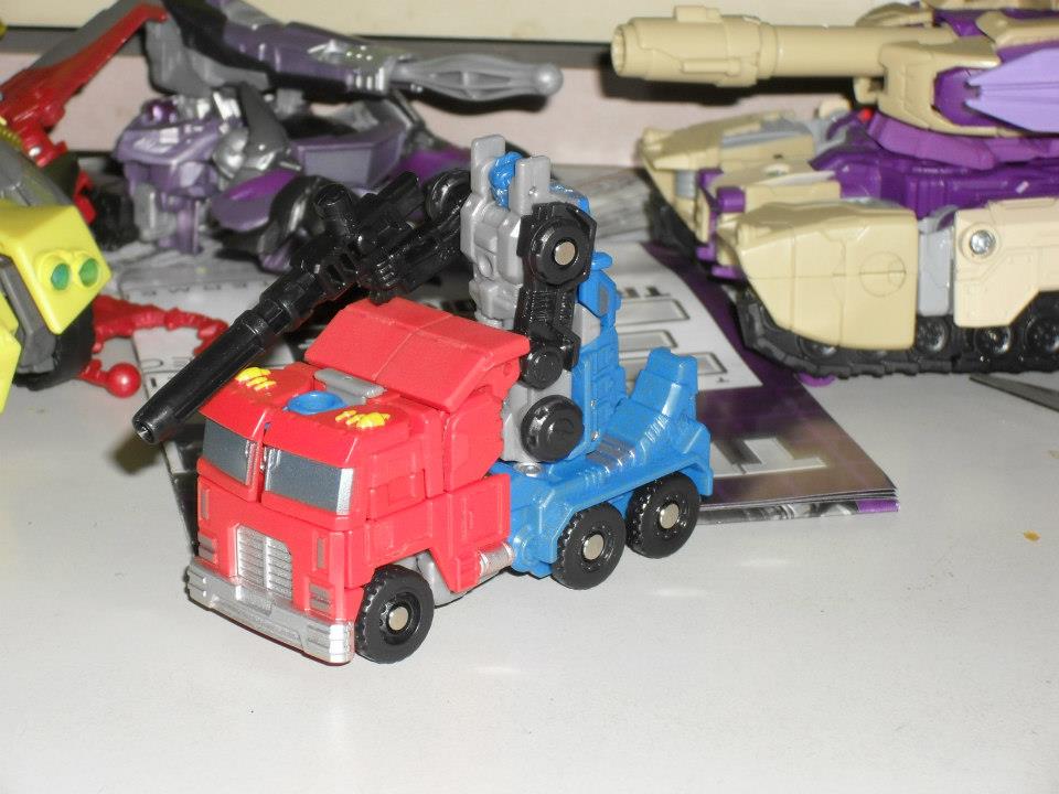 537171_10151343908131010_679032965_n