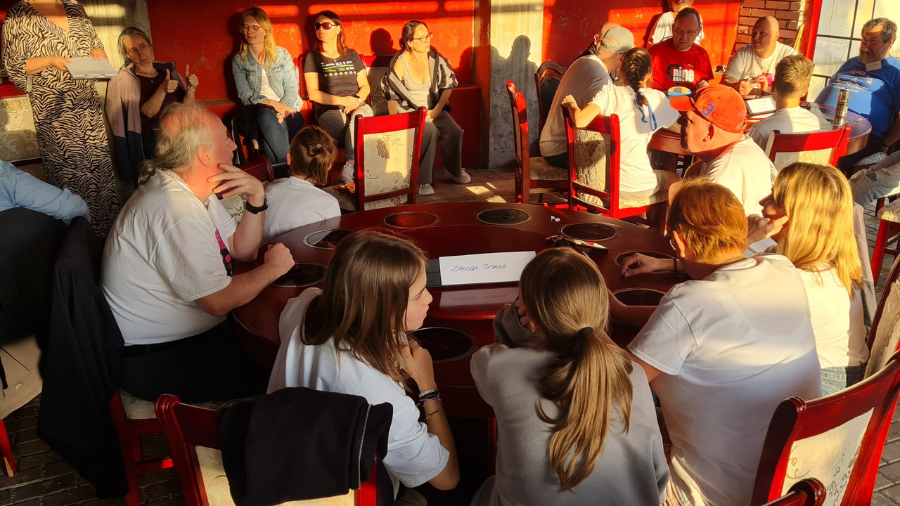 14.04 - 20240504_192146 (misia)