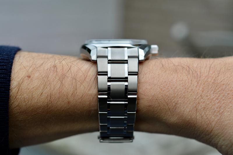Le club des heureux propriétaires de Grand-Seiko Tome XIII - Page 11 DSC-0071