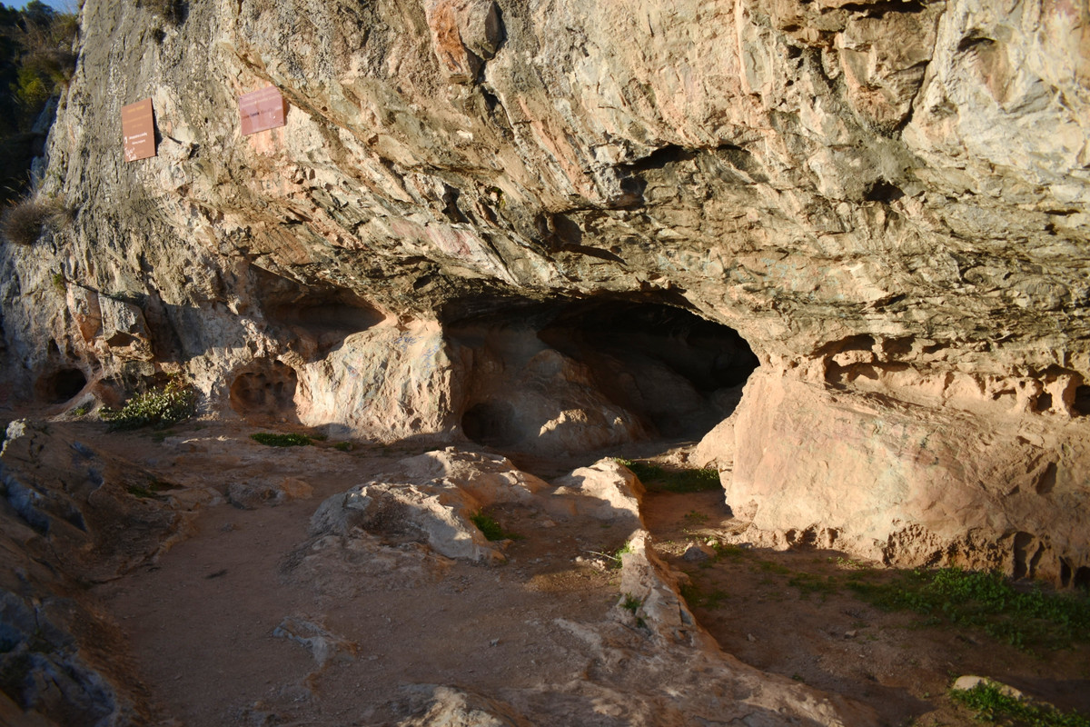 Σπήλαιο του Ευριπίδη (2)
