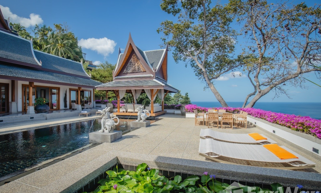 Thai style house in Phuket for Baan Thai Surin Hill villa for sale