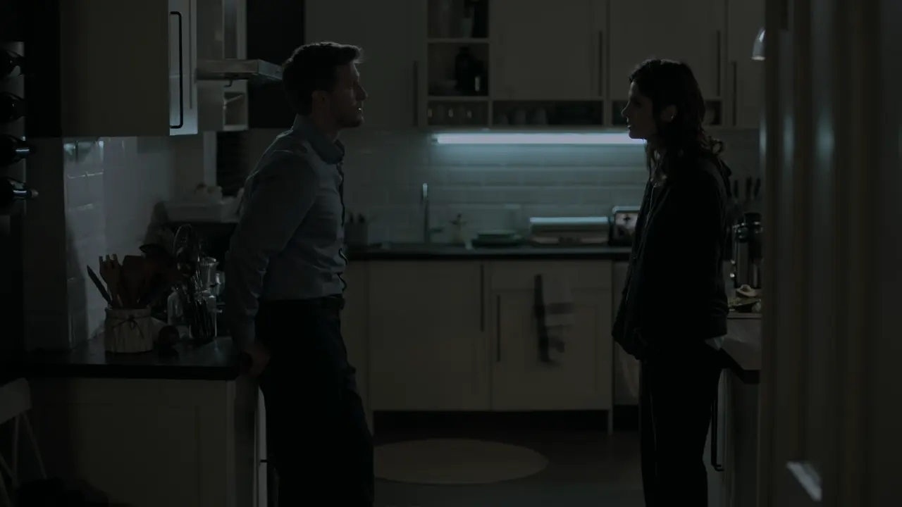 Absentia.S03E01.Tabula.rasa.2160p.WEBMux.ITA.ENG.DDP5.1.Multisub.HDR.x265-BlackBit[screenshot 5]