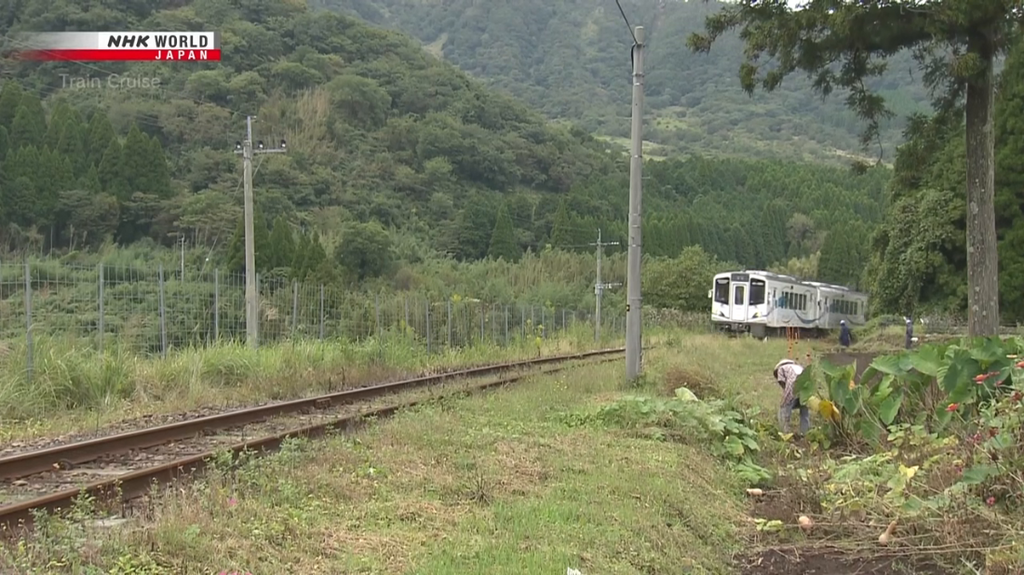 [Image: NHK-Train-Cruise-2023-The-Caldera-of-Mt-...65-AAC.png]