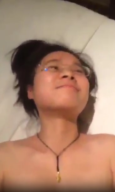 Nyewa Anak Sekolahan