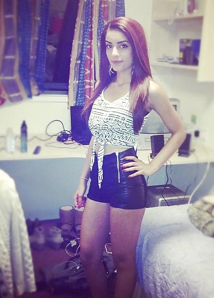 Sexy teasing paki girl 210606955a77b4b5b2c9