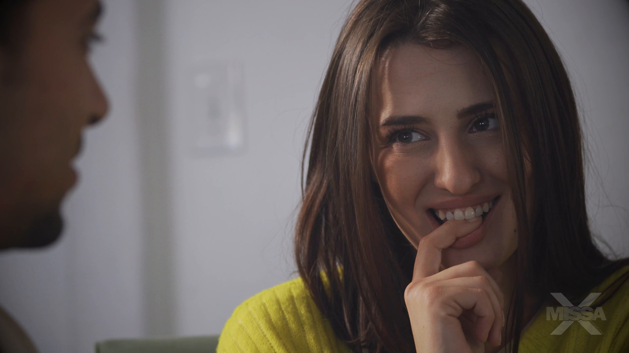 Aubree Valentine - Sinfully Sweet Sister - MISSAX 4K.mp4.0001