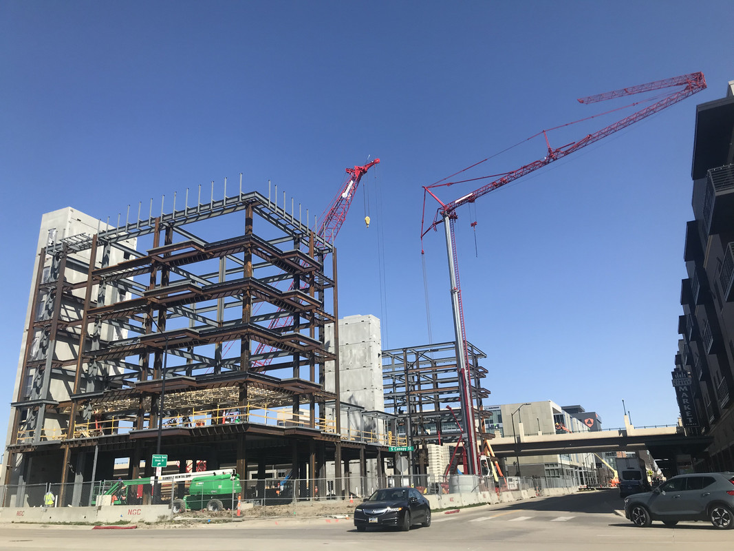 5CEF0083-374B-4E4D-BF99-40F154DBE044