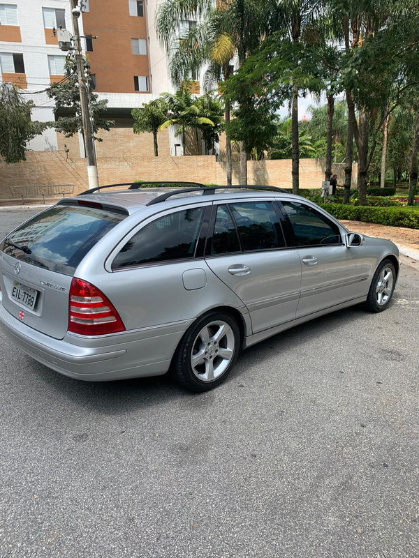 S203 - C230K Touring - 2004/2005 - R$ 37.000,00 - Página 2 Lat-dir