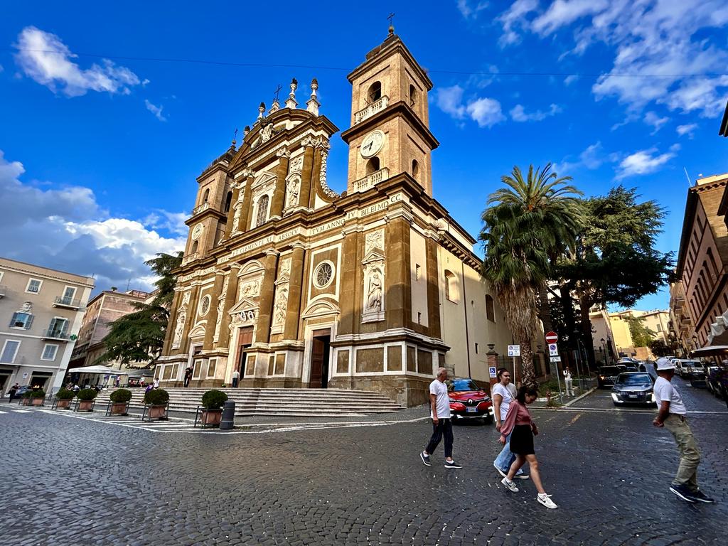 Жаркий сентябрь на побережье Тирренского моря.