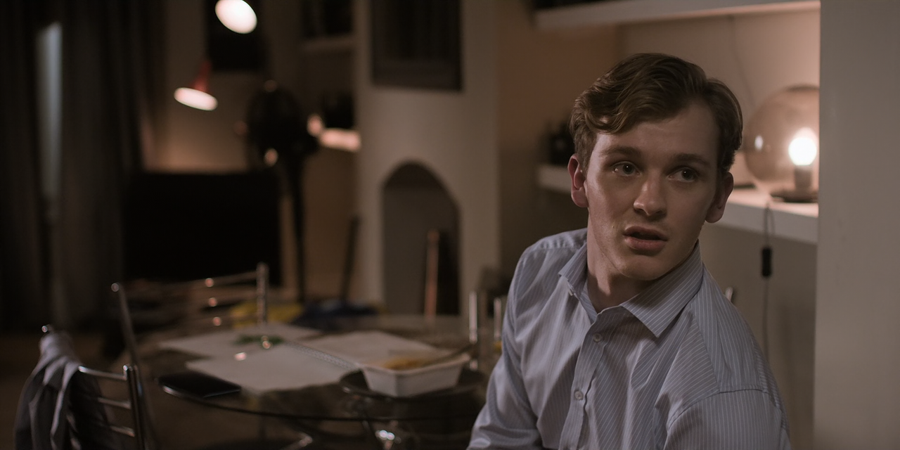 Industry.S01E03.Notting.Hill.1080p.10bit.AMZN.WEB-DL.DDP5.1.HEVC-Vyndros.mkv_snapshot_19.03_[2020.12