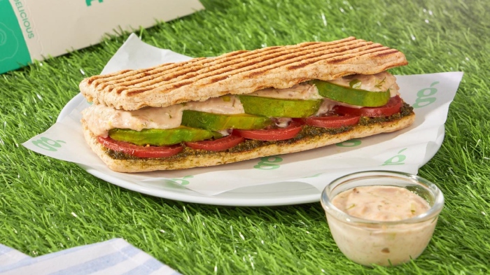 Tunacado, satu di antara menu slimtoast Grainsly, tempat makan yang lagi viral di Jakarta.