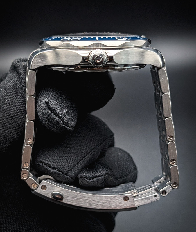 PXL 20251205 011643556 PORTRAIT ORIGINAL