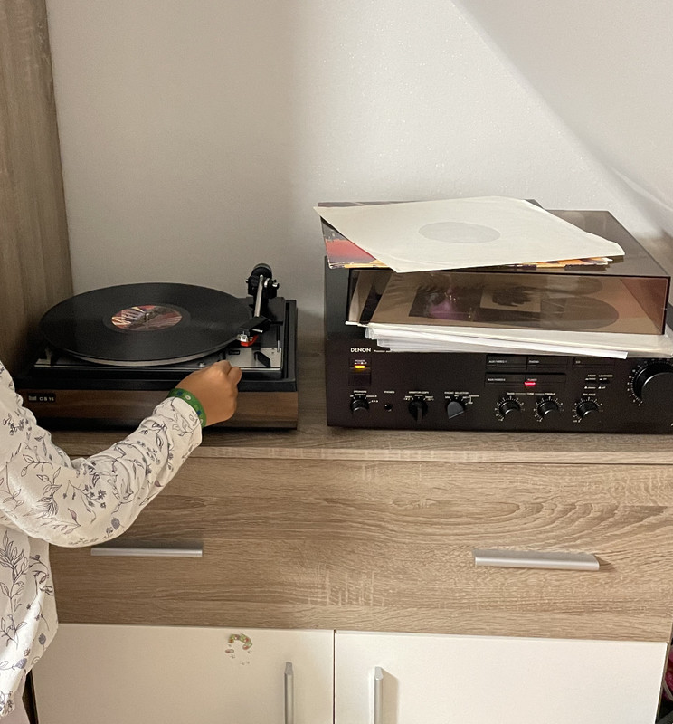 CE8B0B5D-A5FE-400F-9370-8B77B6AE1716