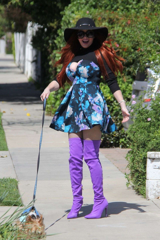 Phoebe-Price-Booty-5