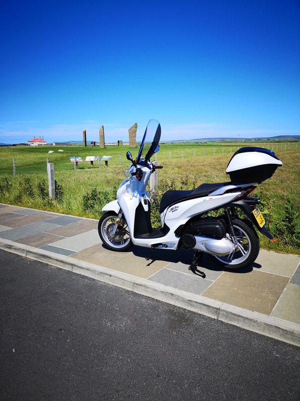 FE12FE72-AA09-4FA4-87FB-DDD4382D0F78