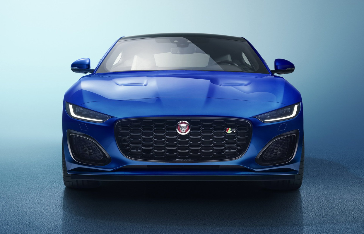 2021 Jaguar F-Type (2)