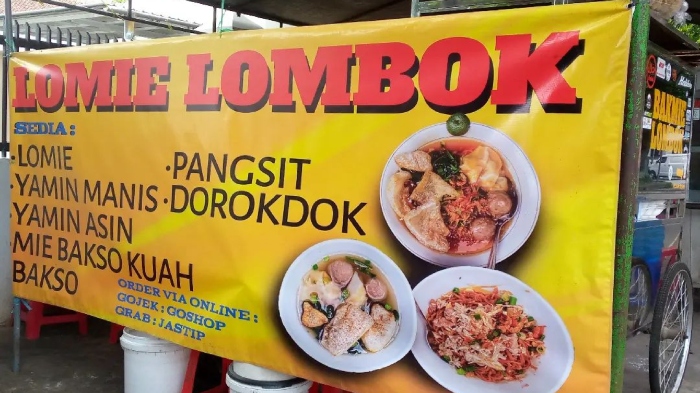 Lomie Lombok, tempat makan siang enak di Bandung yang dekat tempat wisata dan tempat sewa motor.