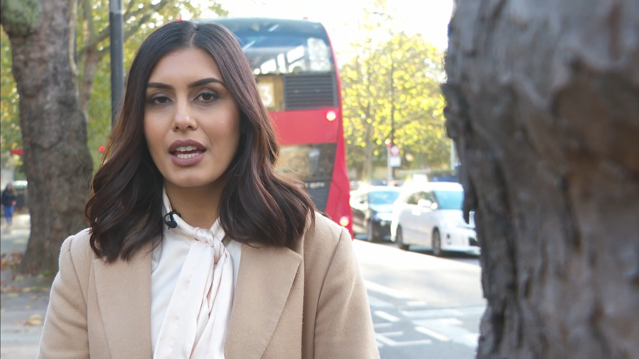 ITV News London_20221130_18001830.ts_snapshot_16.59.373