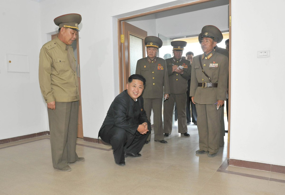 KJM-squat.jpg