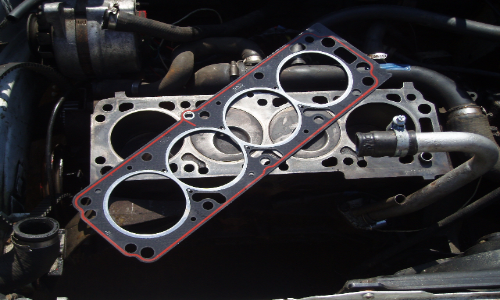 What is a Head Gasket and How Much to Repair One? Let’s Find Out! Car-engine-Head-Gasket