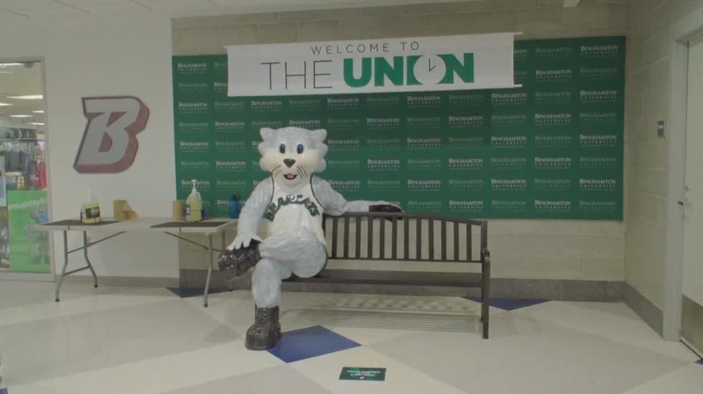 [Image: 4mthc7pl1c3b.jpg]