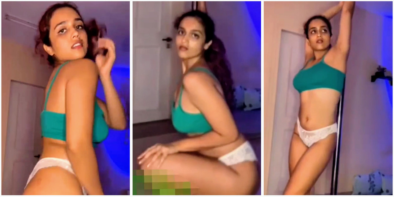 Hot desi girl live stripping pole dance primium show exclusive