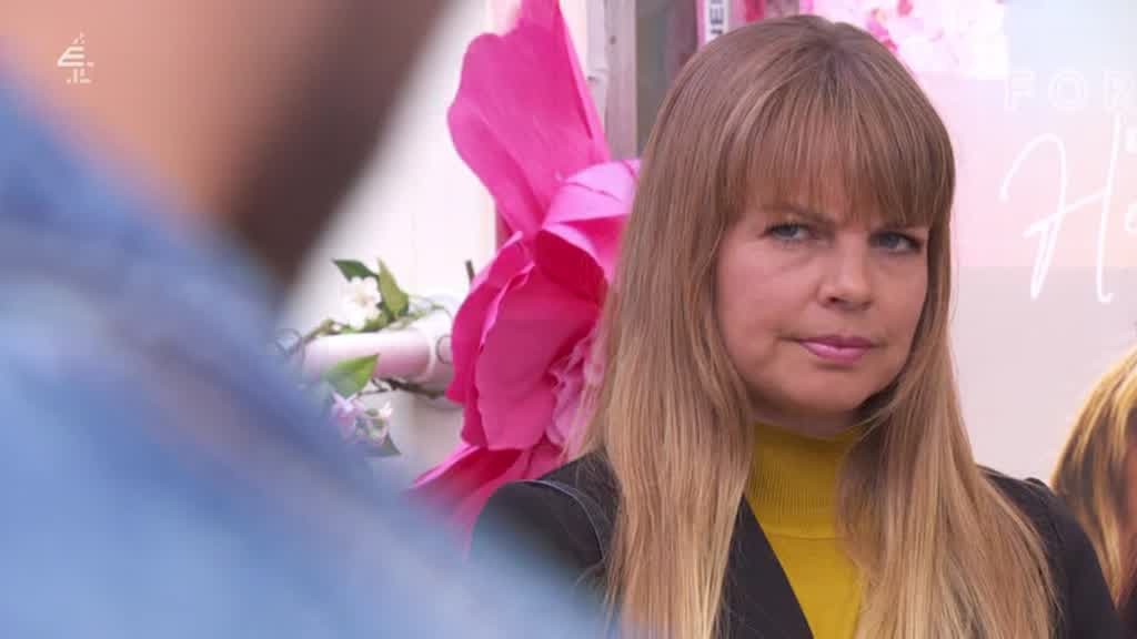 [Image: dlrx0edv51m5.jpg]