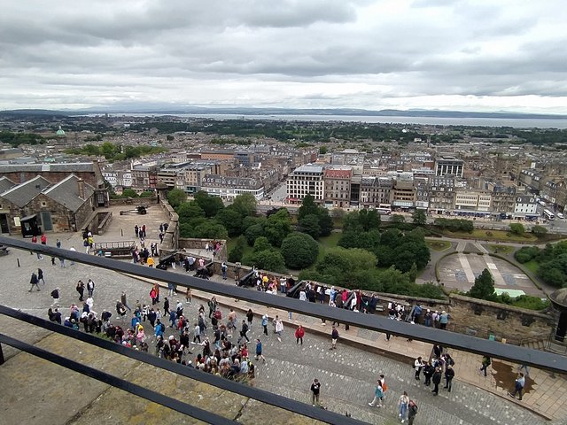 Edimburgo: Una ciudad “encantada” con mucho encanto - Blogs de Reino Unido - Día 2 El Castillo, Museos, misterios y bailes (17)