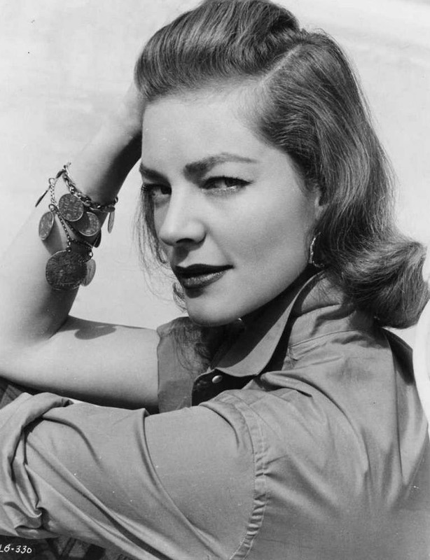Lauren_Bacall_b71