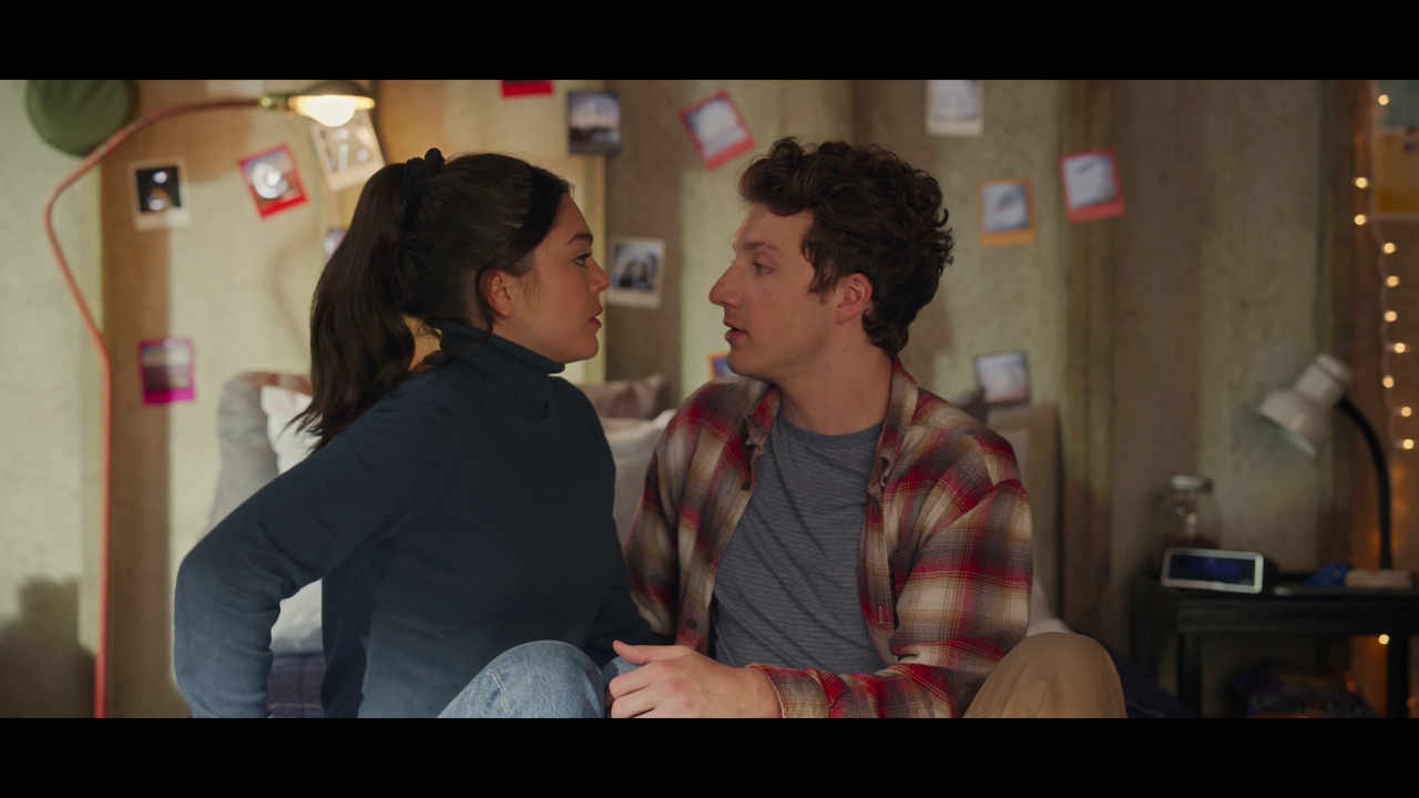 vlcsnap-2023-12-02-00h55m06s199