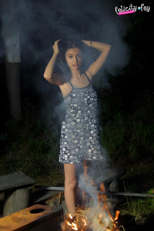 felicity-fey_01502-lg_4k