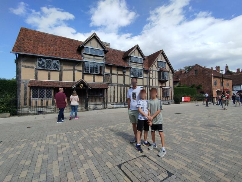 Ruta de cuento en familia: conociendo The Cotswolds - Blogs de Reino Unido - Día 2: British Motor Museum y Stratford-Upon-Avon (5)