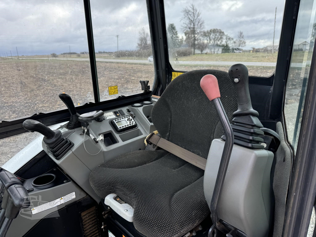 Vehicle thumbnail 28