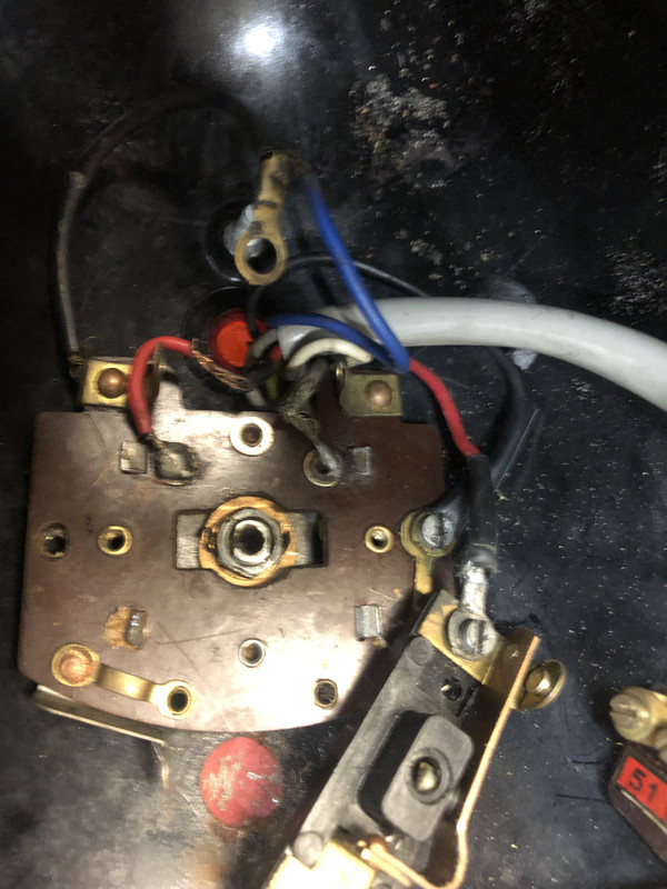 4A43881B-95F1-4DD5-9280-F56033D0F3F6